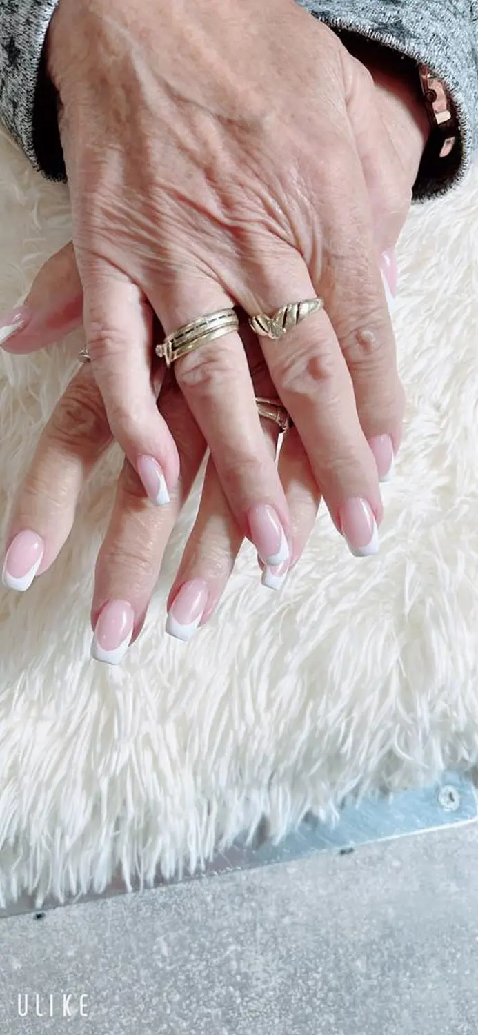 Beauty Kim Nails entwirft